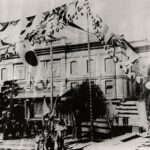 第1世代　(1889年明治22年）： 福地源一郎（桜痴）ら立上げ